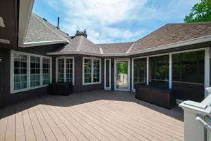 12400 Huntingdon Ln, Minnetonka, MN 55305 - Photo 59