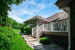 12400 Huntingdon Ln, Minnetonka, MN 55305 - Photo 57