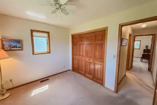 2411 Kenwood Dr SW, Willmar, MN 56201 - Photo 21