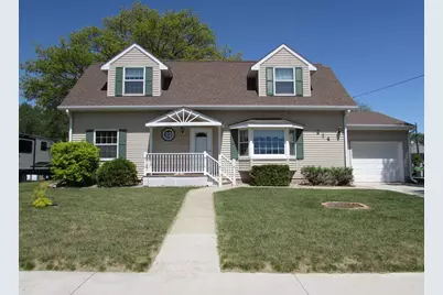 214 W Anna Street, Fairmont, MN 56031 - Photo 1