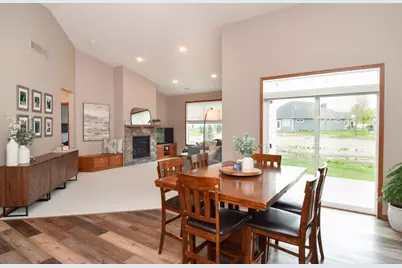 716 S Creek Drive N, Champlin, MN 55316 - Photo 9