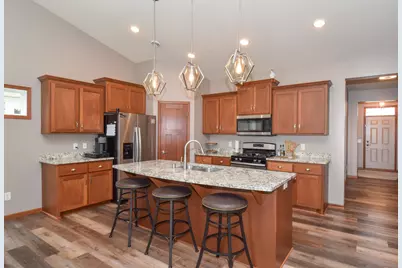 716 S Creek Drive N, Champlin, MN 55316 - Photo 13