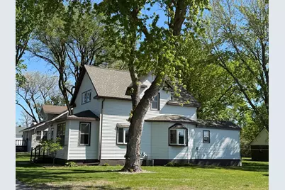 209 S Spring Avenue, Springfield, MN 56087 - Photo 15