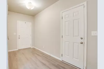 3255 10th Street N, Fargo, ND 58102 - Photo 7