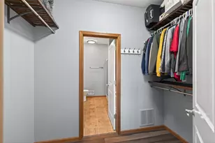 1236 Vernon Dr, Carver, MN 55315 - Photo 23