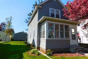 840 Magnolia Ave E, Saint Paul, MN 55106 - Photo 1