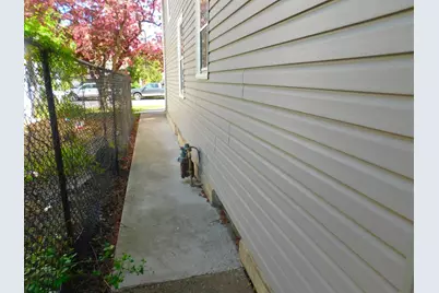 840 Magnolia Avenue E, Saint Paul, MN 55106 - Photo 23