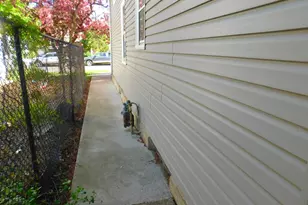 840 Magnolia Ave E, Saint Paul, MN 55106 - Photo 23
