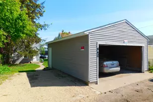 840 Magnolia Ave E, Saint Paul, MN 55106 - Photo 17