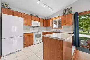 6 Oak Rd, Circle Pines, MN 55014 - Photo 15