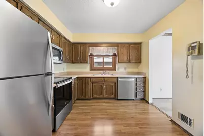 653 121st Lane NW, Coon Rapids, MN 55448 - Photo 3