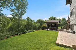 10721 Watersedge Ln, Woodbury, MN 55129 - Photo 53