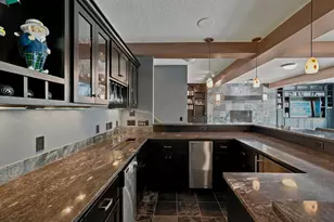 10721 Watersedge Ln, Woodbury, MN 55129 - Photo 127