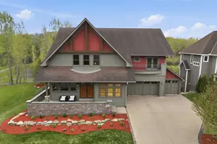 10721 Watersedge Ln, Woodbury, MN 55129 - Photo 3