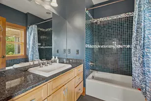 10721 Watersedge Ln, Woodbury, MN 55129 - Photo 113