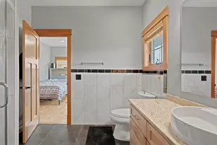 10721 Watersedge Ln, Woodbury, MN 55129 - Photo 117