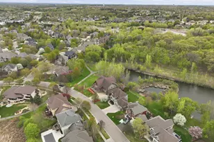 10721 Watersedge Ln, Woodbury, MN 55129 - Photo 19