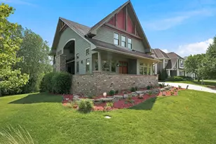 10721 Watersedge Ln, Woodbury, MN 55129 - Photo 47