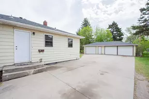 1409-1411 9th Ave S, Moorhead, MN 56560 - Photo 5