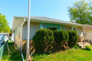 1087 Magnolia Ave E, Saint Paul, MN 55106 - Photo 3