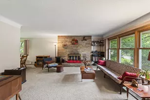 3104 Mildred Dr, Roseville, MN 55113 - Photo 5