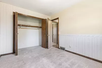 400 E Southview Drive, Marshall, MN 56258 - Photo 27