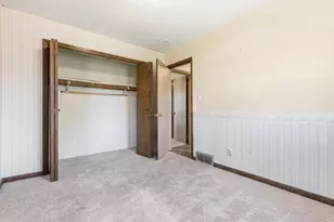 400 E Southview Dr, Marshall, MN 56258 - Photo 27