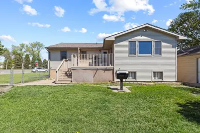 400 E Southview Drive, Marshall, MN 56258 - Photo 3