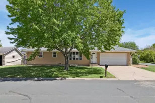 967 Sibley St S, Shakopee, MN 55379 - Photo 1