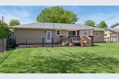 967 Sibley Street S, Shakopee, MN 55379 - Photo 17