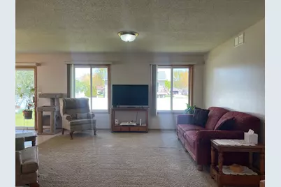 5871 Sandy Drive, Saint Cloud, MN 56303 - Photo 5