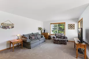 1017 Ivy Ridge Terrace, Buffalo, MN 55313 - Photo 9
