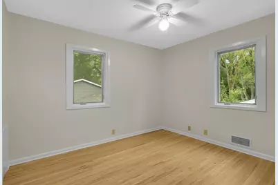 5967 Hillcrest Road, Mound, MN 55364 - Photo 13
