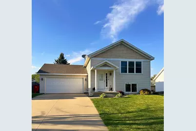 530 7th Street SW, Pine Island, MN 55963 - Photo 1