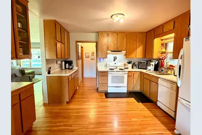 710 Bullis Street, Kenyon, MN 55946 - Photo 3