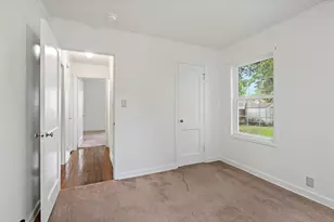 1131 Kingsford St, Saint Paul, MN 55106 - Photo 13