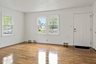 1131 Kingsford St, Saint Paul, MN 55106 - Photo 7