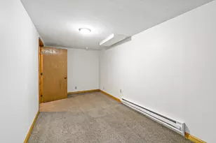 1131 Kingsford St, Saint Paul, MN 55106 - Photo 17