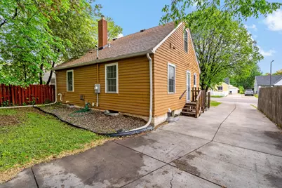 1131 Kingsford Street, Saint Paul, MN 55106 - Photo 3