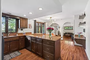 4008 MacAlaster Dr NE, Saint Paul, MN 55421 - Photo 7