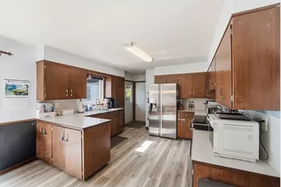 205 Victoria Drive, Alexandria, MN 56308 - Photo 9