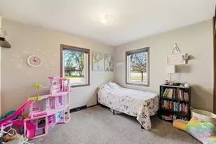 205 Victoria Dr, Alexandria, MN 56308 - Photo 13