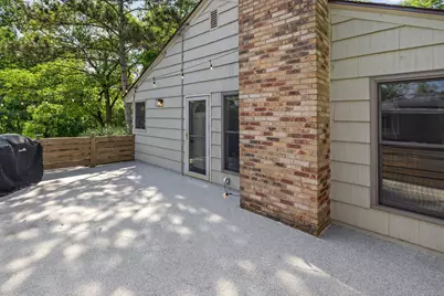 1115 W Medicine Lake Drive, Plymouth, MN 55441 - Photo 29