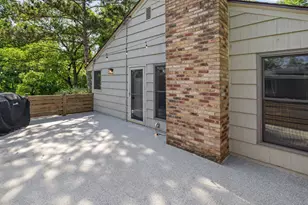 1115 W Medicine Lake Dr, Plymouth, MN 55441 - Photo 29