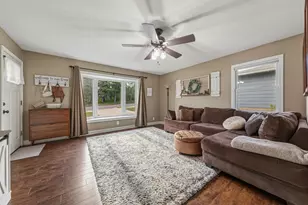 1309 N Washington Ave, Saint Peter, MN 56082 - Photo 3