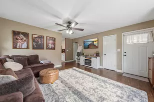 1309 N Washington Ave, Saint Peter, MN 56082 - Photo 5