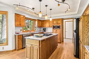 5950 Churchill St, Shoreview, MN 55126 - Photo 17