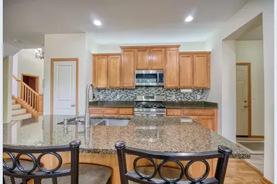 9918 Scott Avenue N, Brooklyn Park, MN 55443 - Photo 7