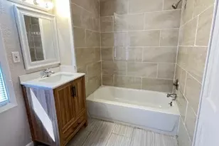 757 Minnehaha Ave W, Saint Paul, MN 55104 - Photo 11