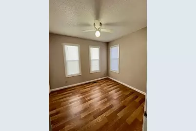 757 Minnehaha Avenue W, Saint Paul, MN 55104 - Photo 3